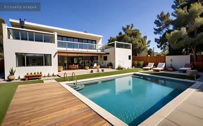 Piscina de Casa o xalet en venda en Santa Eulària des Riu amb Piscina