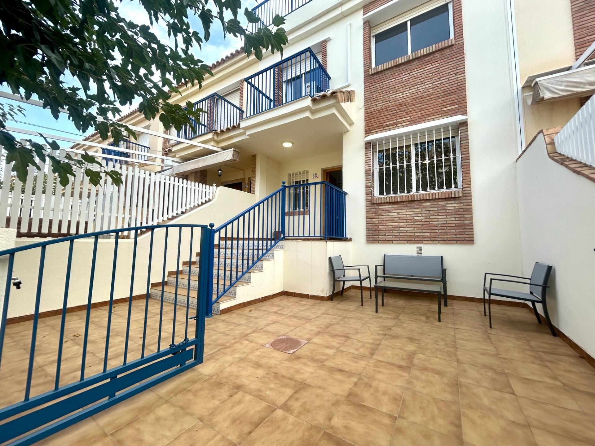 Exterior view of Single-family semi-detached for sale in Orihuela