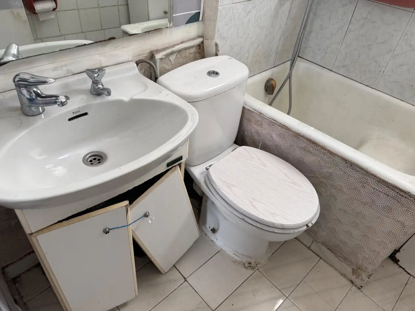 Baño de Apartamento en venta en Madrid