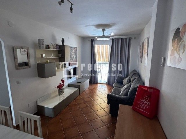 Living room of Flat for sale in Fuengirola  with Terrace and Storage room