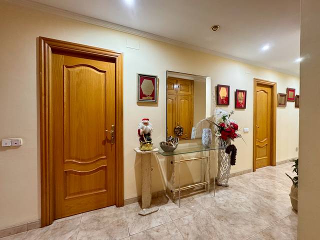 Casa-chalet en Venta en Calle Valencia, 25 en Alberic