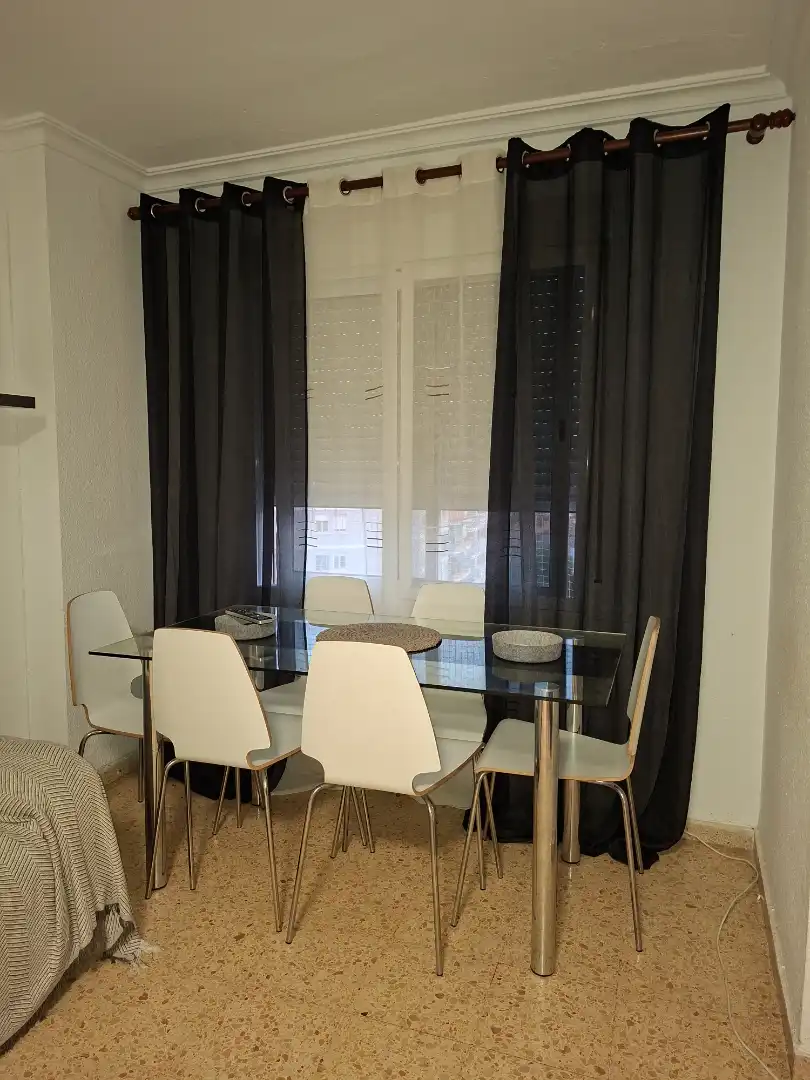 Dining room of Flat for rent in Valencia  with Air Conditioner, Furnished and Oven