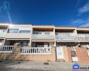 Exterior view of Single-family semi-detached for sale in  Tarragona Capital