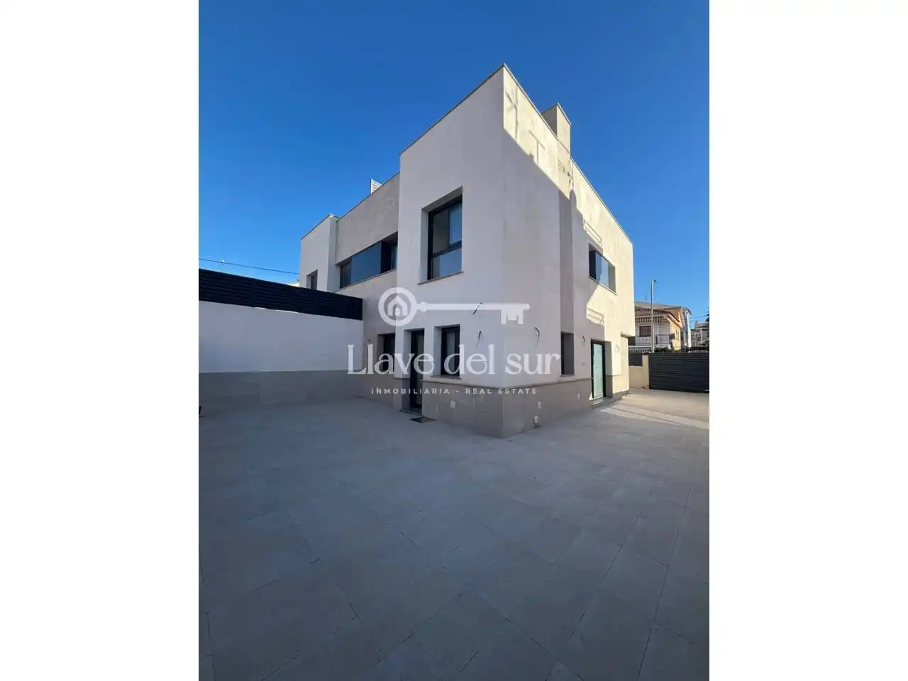 Reihenhaus mit Terrasse zum Verkauf in Calle Salvador Dalí 5