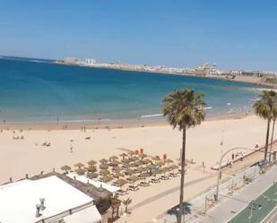 Exterior view of Apartment to rent in  Cádiz Capital  with Air Conditioner, Heating and Parquet flooring