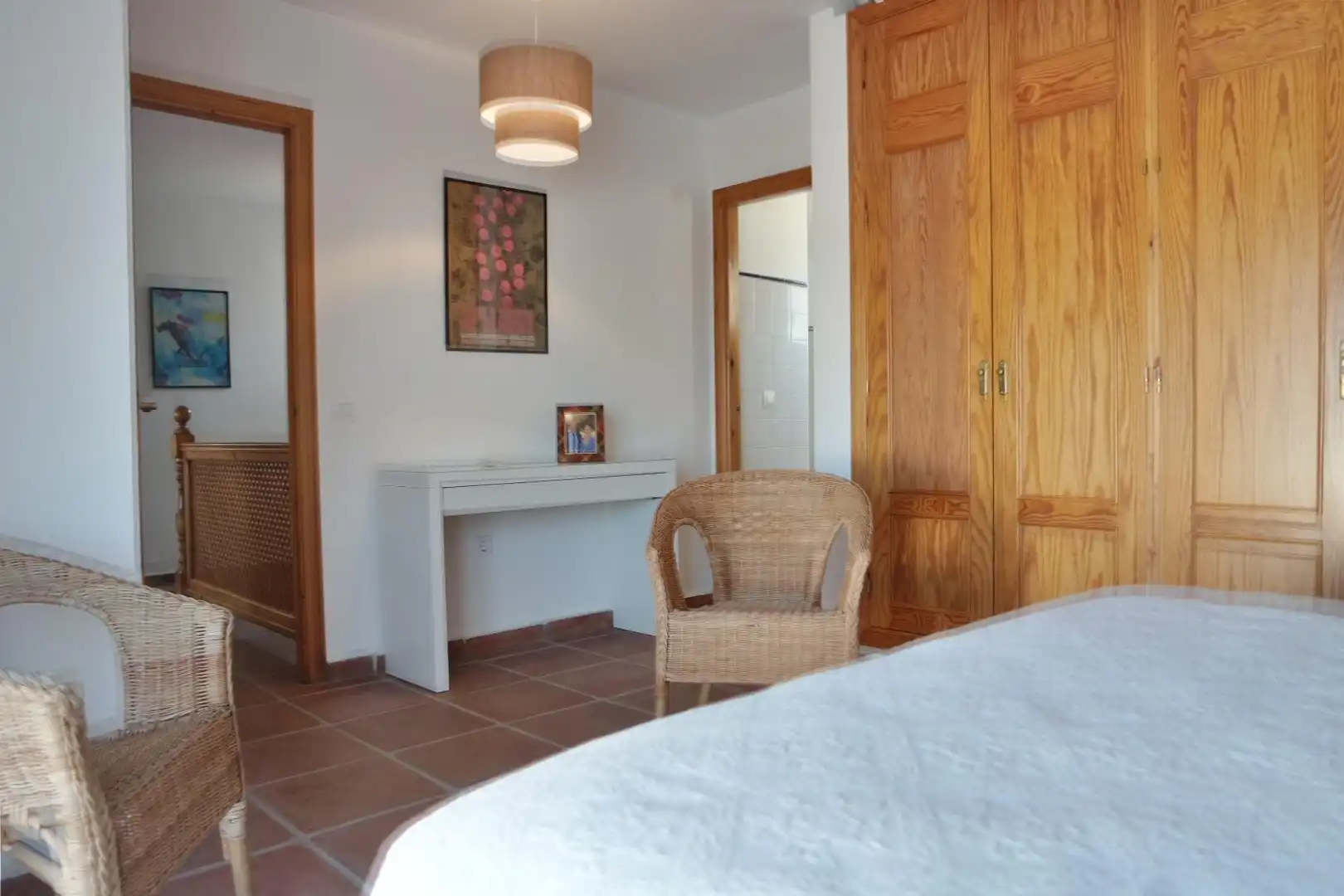 Schlafzimmer von Haus zum Verkauf in Sanlúcar de Barrameda mit Klimaanlage, Heizung und Privatgarten
