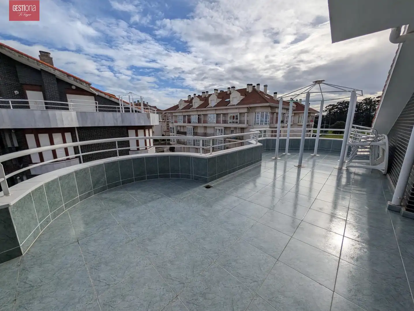 Terrassa de Àtic en venda en Noja amb Calefacció, Terrassa i Moblat