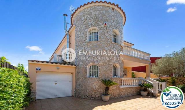 Casa-chalet en Venta en Calle MAS NOU, -1 en Puigmal - Mas Nou