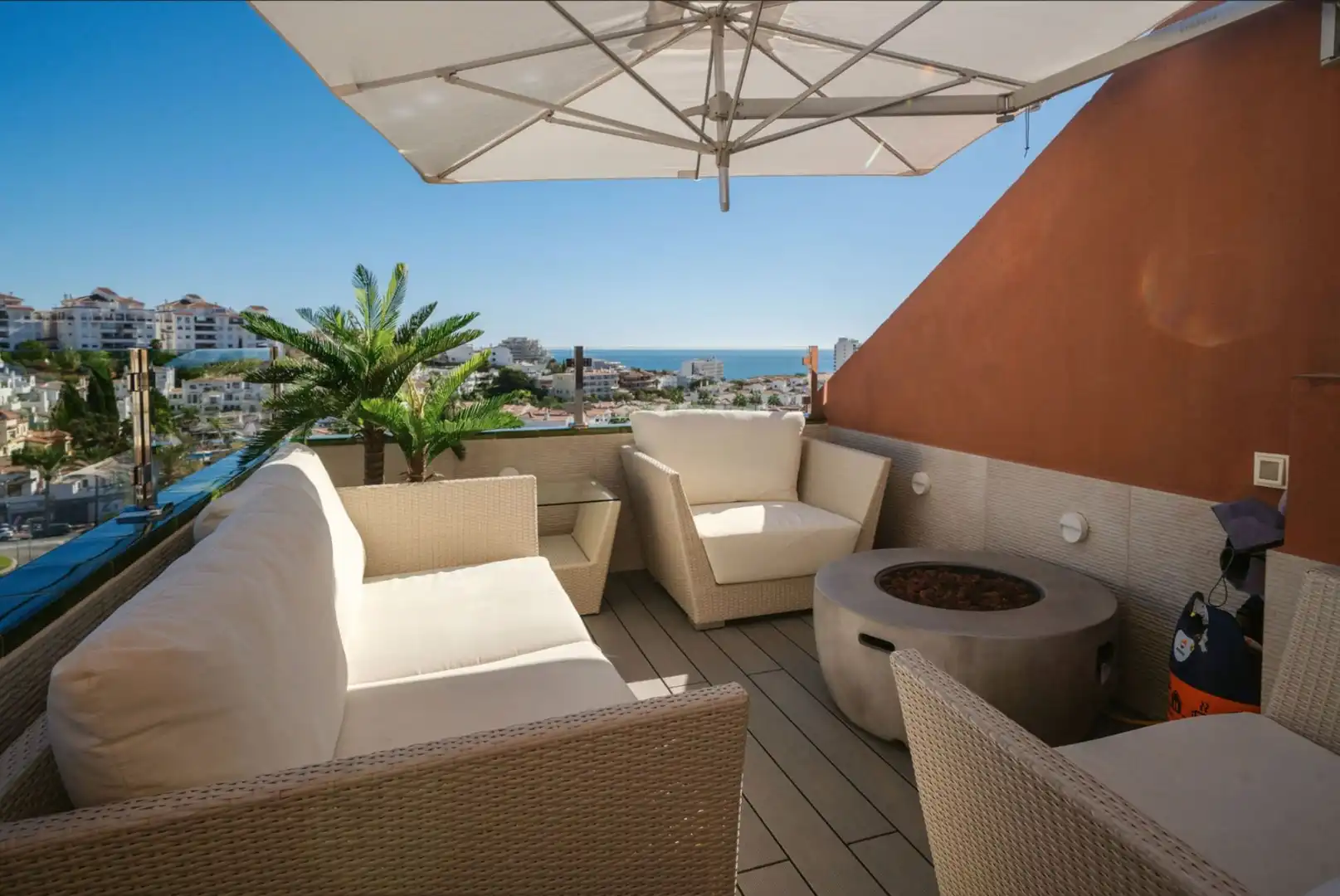 Terrace of Attic for sale in Benalmádena  with Air Conditioner, Heating and Terrace