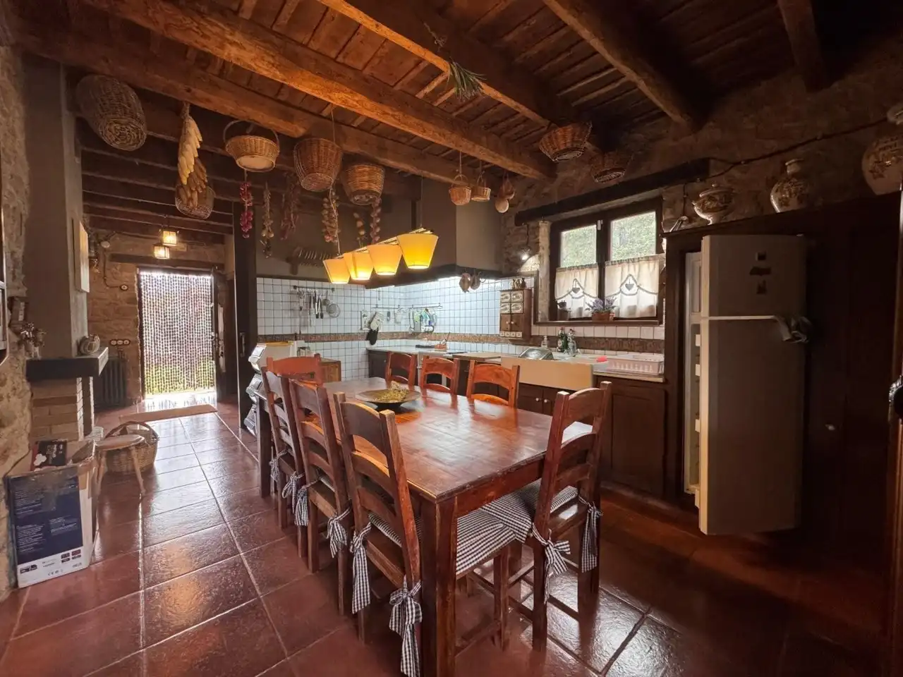 Kitchen of Country homes for sale in Ripoll  with Private garden, Parquet flooring and Terrace