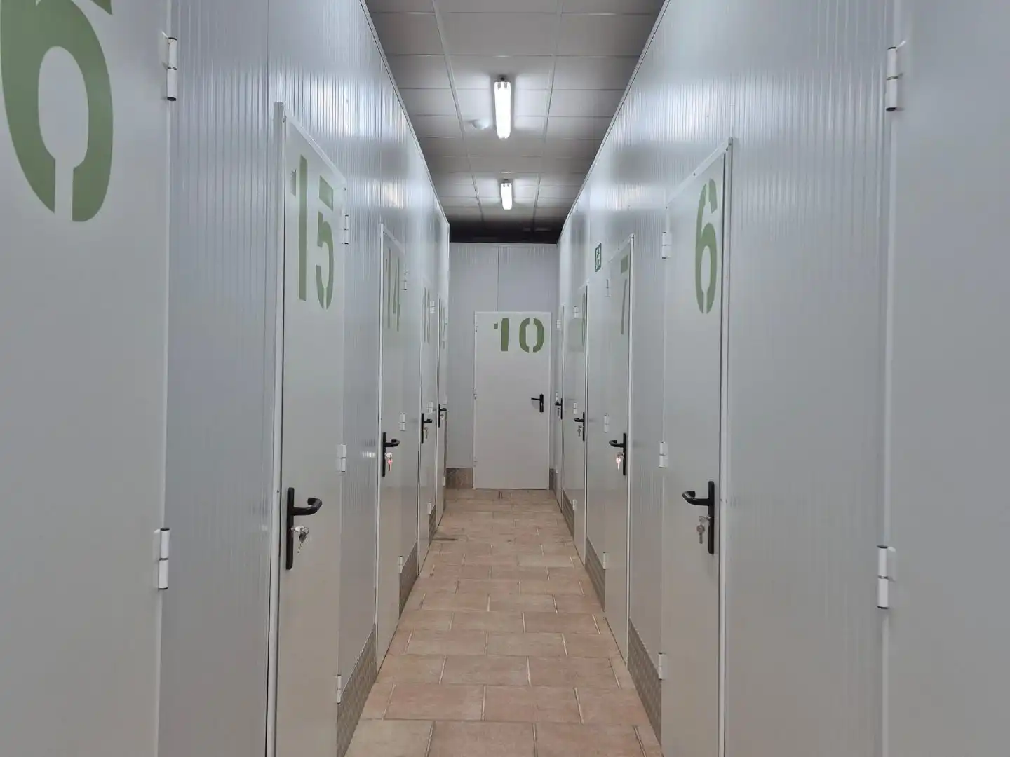 Storage room for sale in Valencia