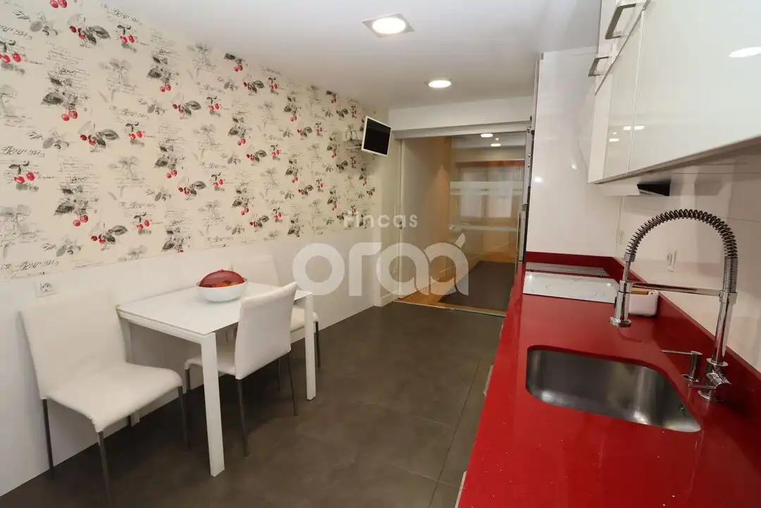 Küche von Wohnung zum Verkauf in Santurtzi  mit Heizung und Balkon