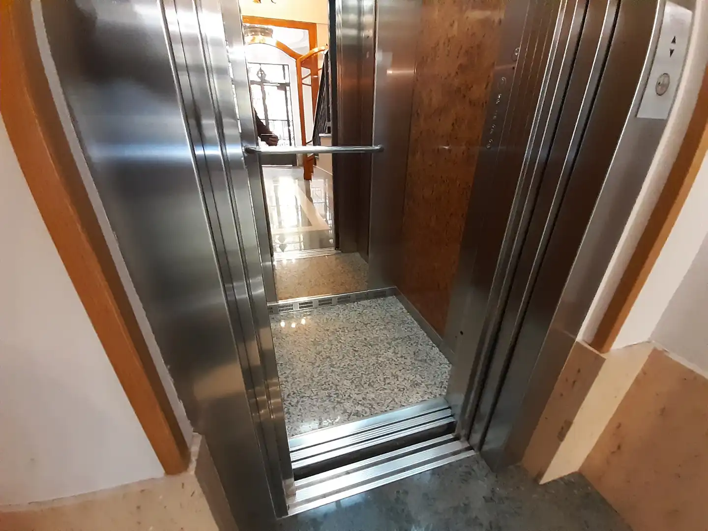 Flat for sale in Madrid  with Air Conditioner, Heating and Parquet flooring