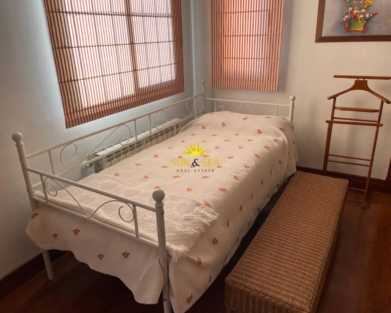 Bedroom of Houses for rent in Benidorm  with Air Conditioner, Private garden and Terrace