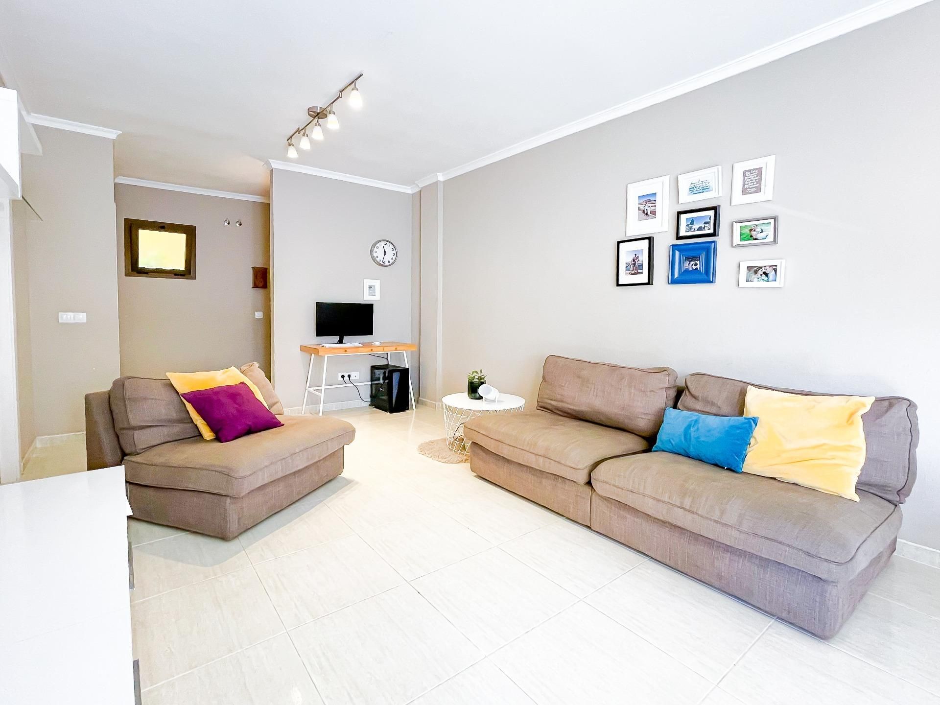 Sala d'estar de Apartament en venda en Arona amb Terrassa i Traster