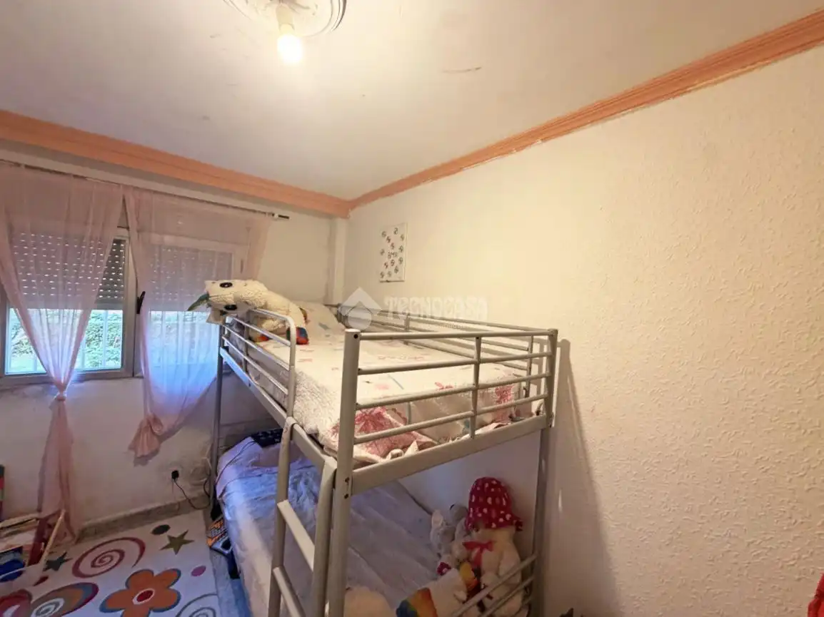 Bedroom of Flat for sale in Madrid  with Air Conditioner and Terrace