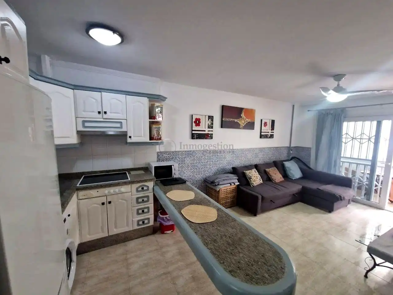 Sala de estar de Piso de alquiler en Arona con Amueblado, Balcón y Internet
