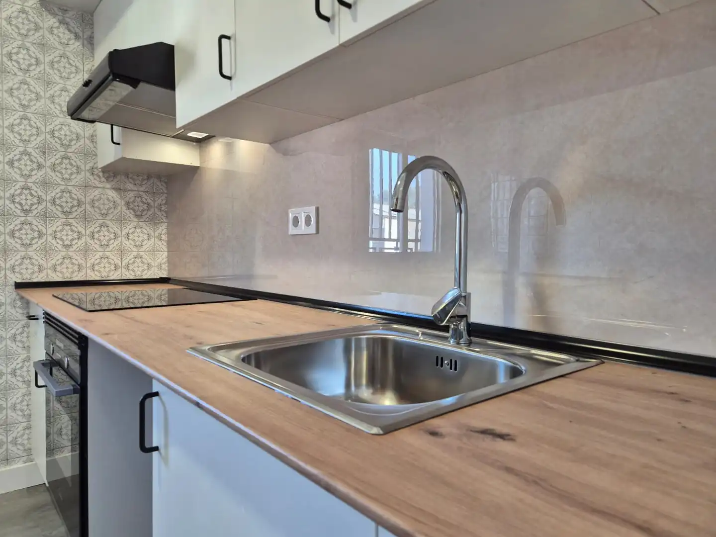 Cocina de Casa o chalet en venta en Gilet con Aire acondicionado, Terraza y Balcón