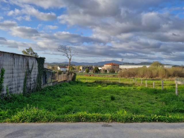 Terreno residencial en Venta en Avenida Cambados, 3 en Meis