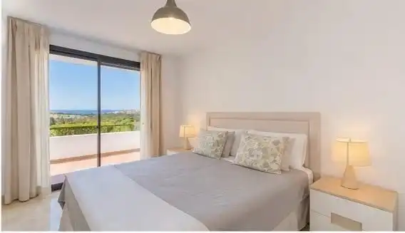 Habitación de Edificio en venta en Manilva