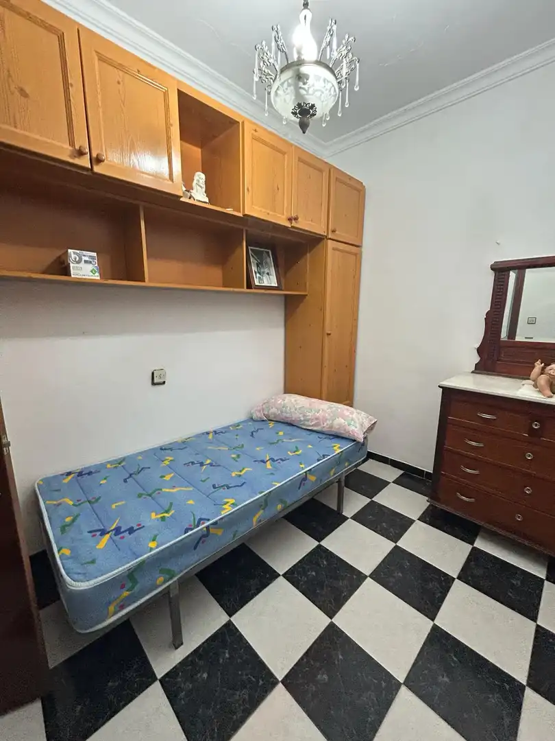Bedroom of Houses for sale in Utrera