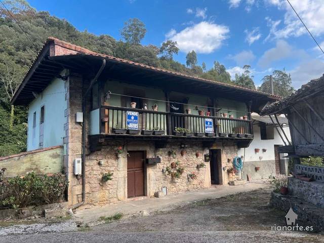 Casa-chalet en Venta en Ribadesella