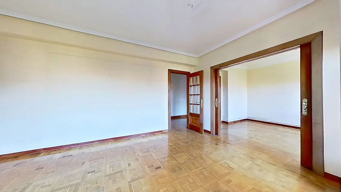 Sala d'estar de Pis en venda en  Pamplona / Iruña amb Terrassa i Balcó