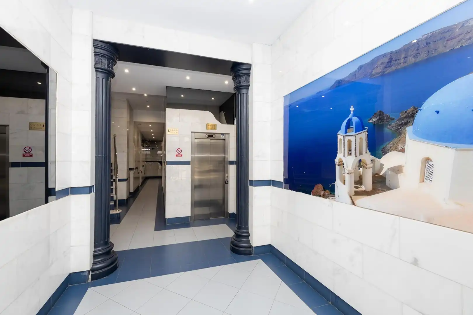 Piso con terraza en venta en Avenida de la Ilustración, imagen 3