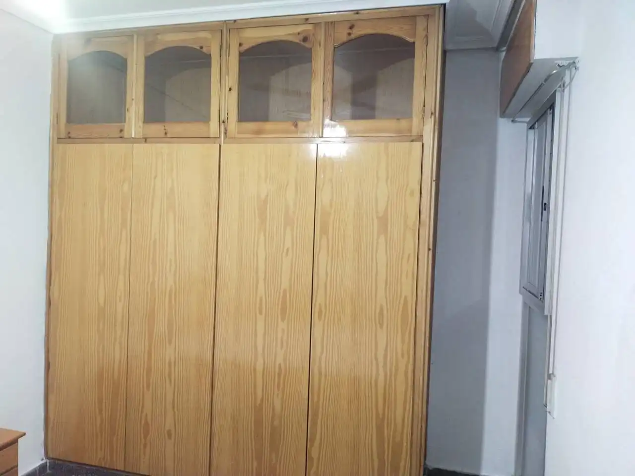Schlafzimmer von Wohnungen zum Verkauf in Elche / Elx mit Balkon