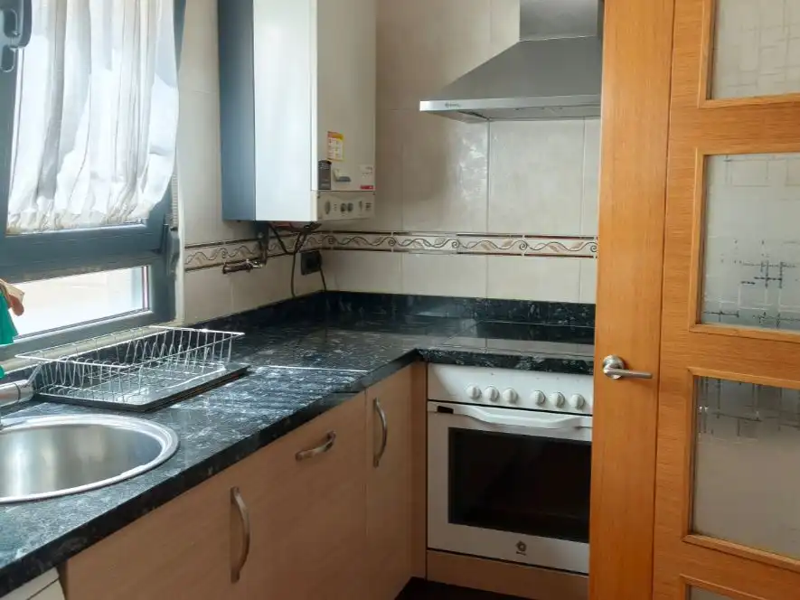 Cocina de Piso en venta en Salamanca Capital con Balcón