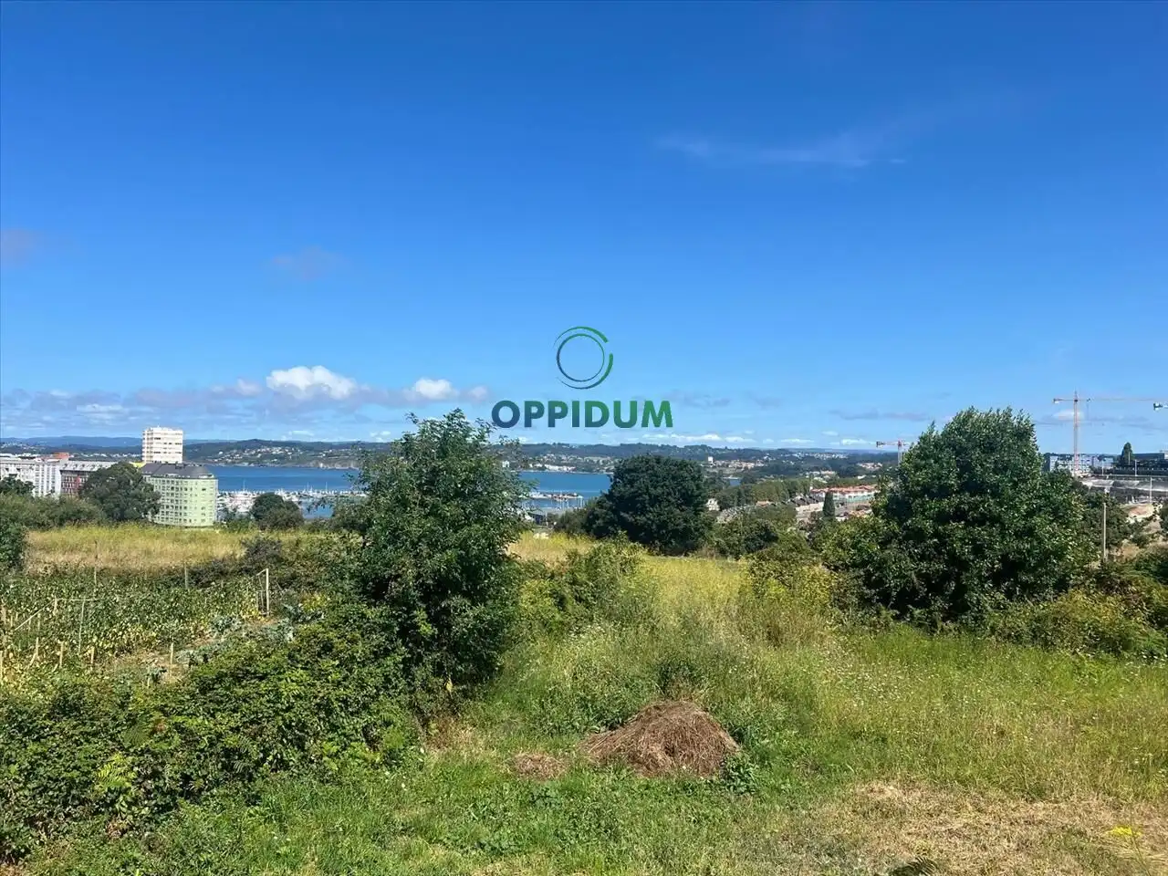 Residential for sale in A Coruña Capital 