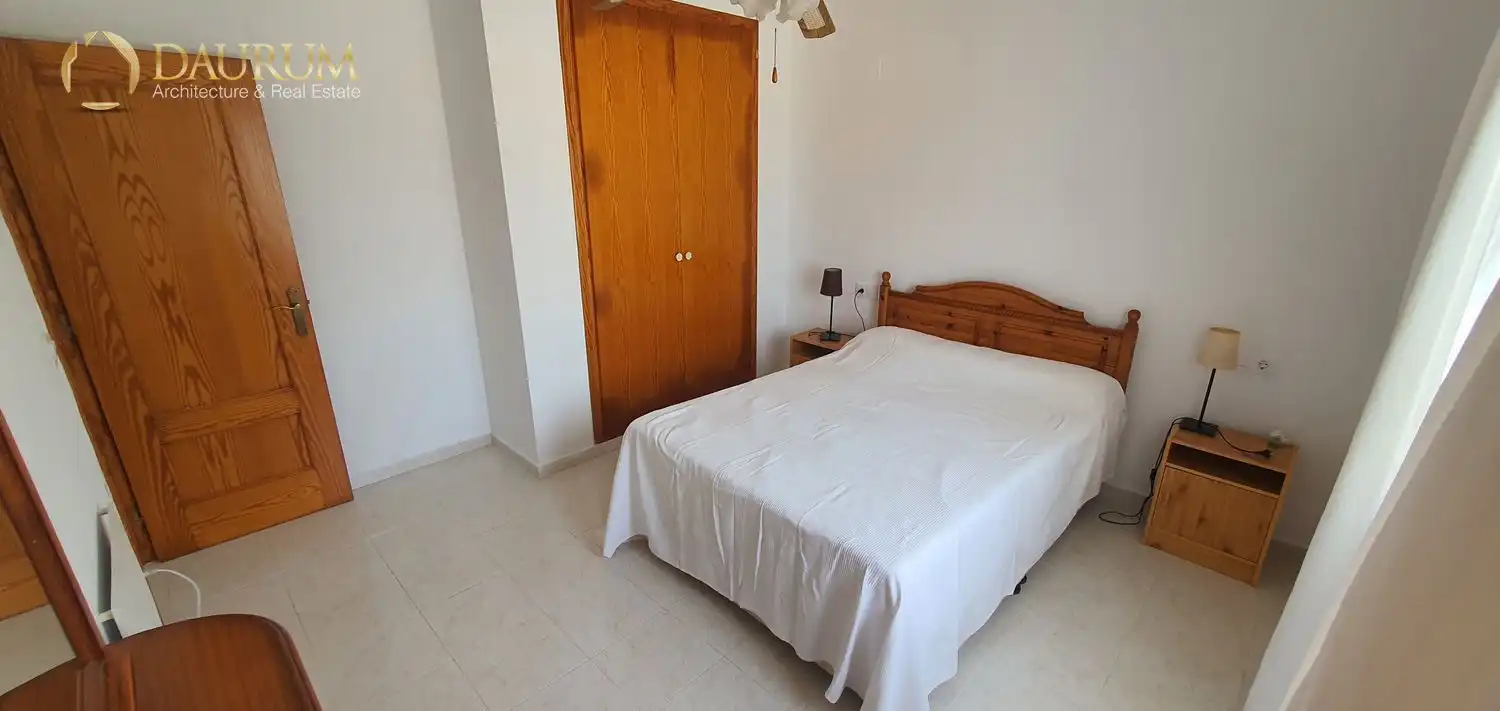 Terraced house with terrace for sale in PP.ASEGADOR Y CALISTR, imagen 8