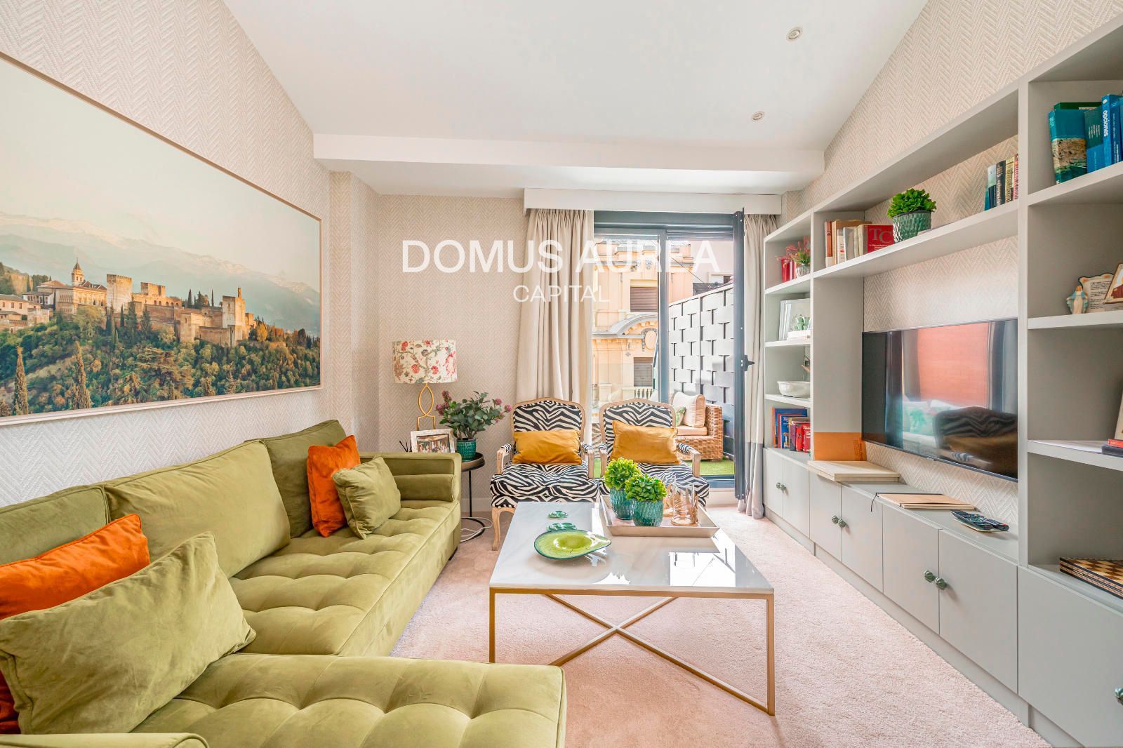 Sala d'estar de Àtic en venda en  Madrid Capital amb Aire condicionat, Calefacció i Terrassa