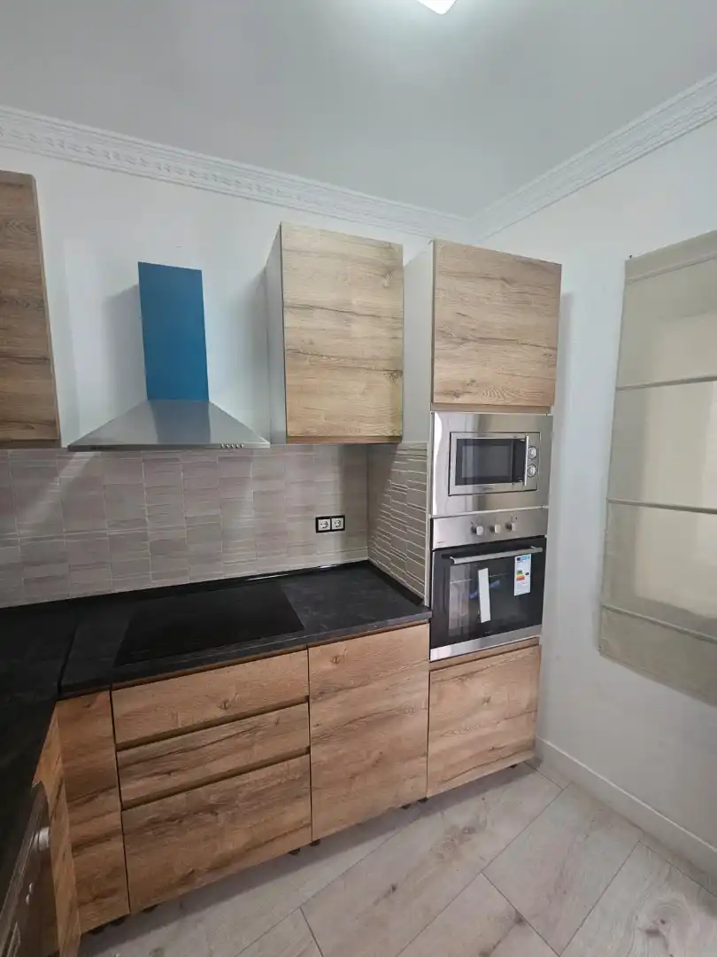 Kitchen of Flat for sale in Ingenio  with Parquet flooring, Terrace and Oven