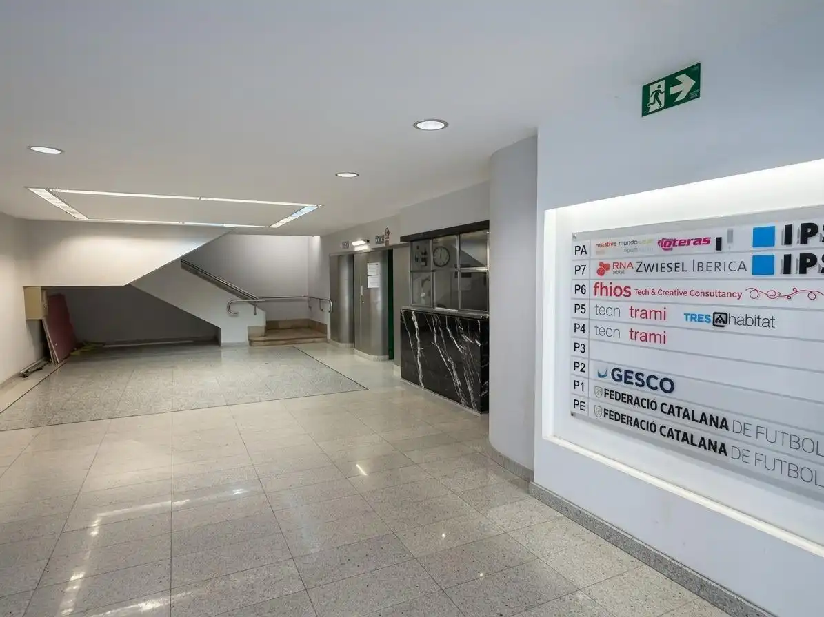 Office space with lift for sale in Carrer Carrer Sicília, imagen 25