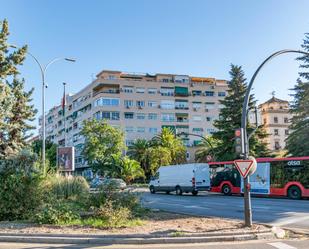 Vista exterior de Pis en venda en  Granada Capital amb Aire condicionat, Calefacció i Terrassa