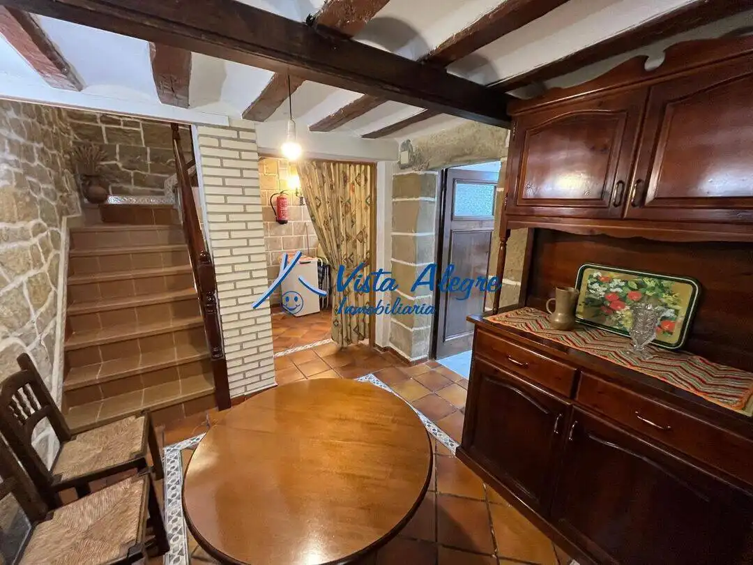 Casa en venta en Calle de Sanguesa, imagen 3