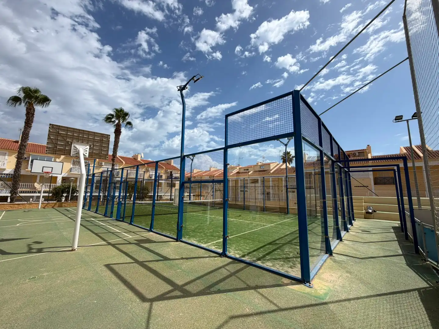 Exterior view of Flat for sale in Torrevieja  with Air Conditioner, Balcony and Community pool