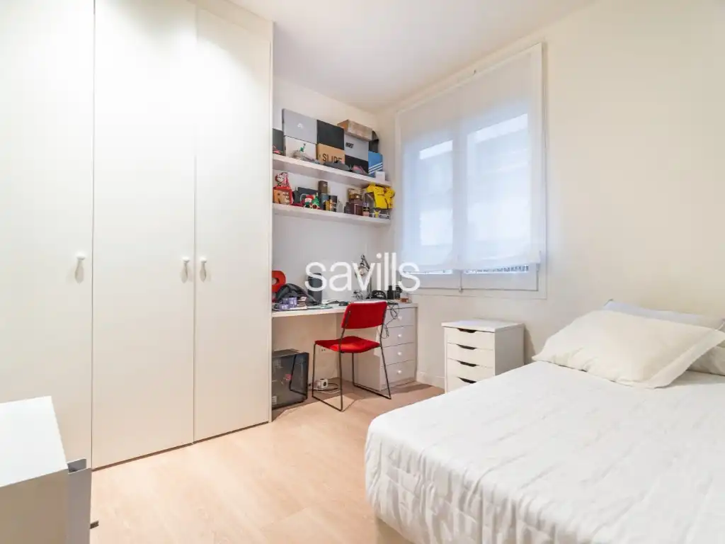 Habitación de Apartamento en venta en Barcelona con Balcón