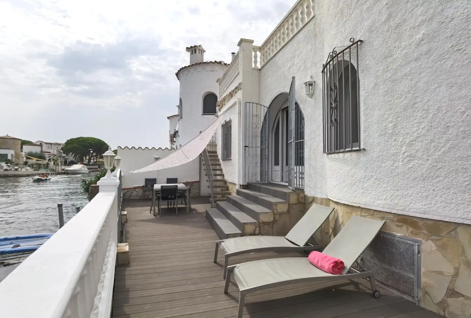 Terrassa de Casa o xalet en venda en Empuriabrava amb Aire condicionat, Jardí privat i Terrassa