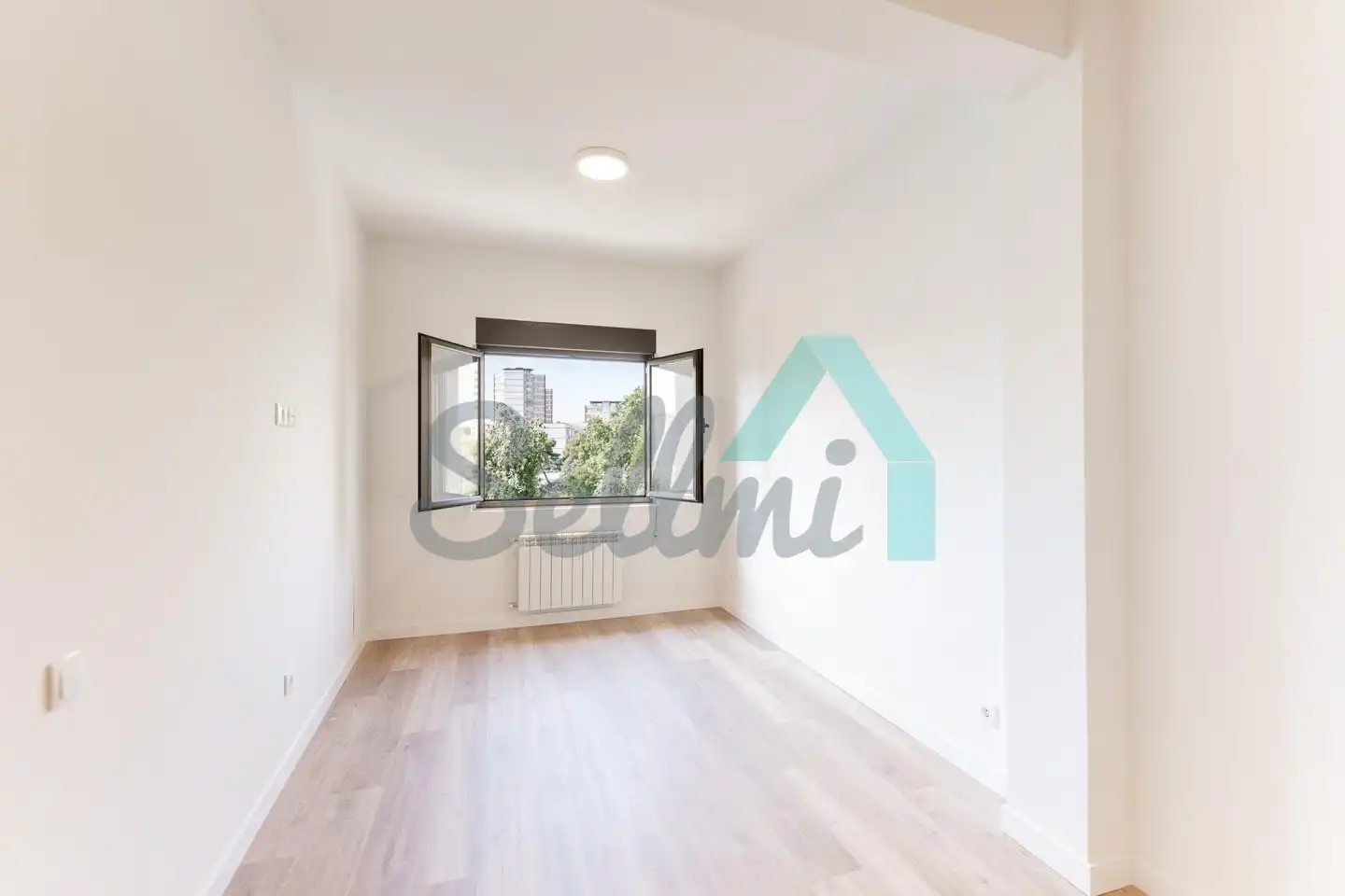 Habitación de Piso en venta en Gijón  con Calefacción