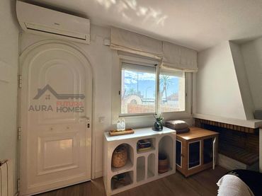 Maison mitoyenne avec balcon à vendre à Avinguda dels Pins