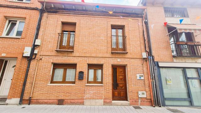 Casa adosada en Venta en  MAYOR en Tudela de Duero