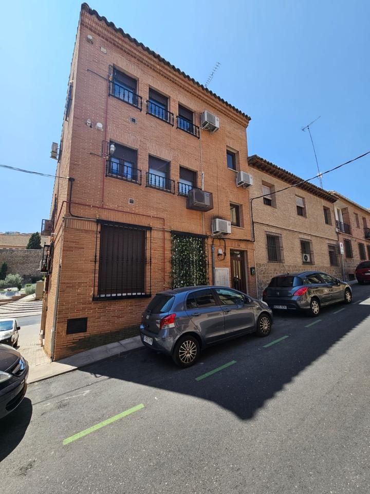 Exterior view of Flat for sale in  Toledo Capital  with Furnished