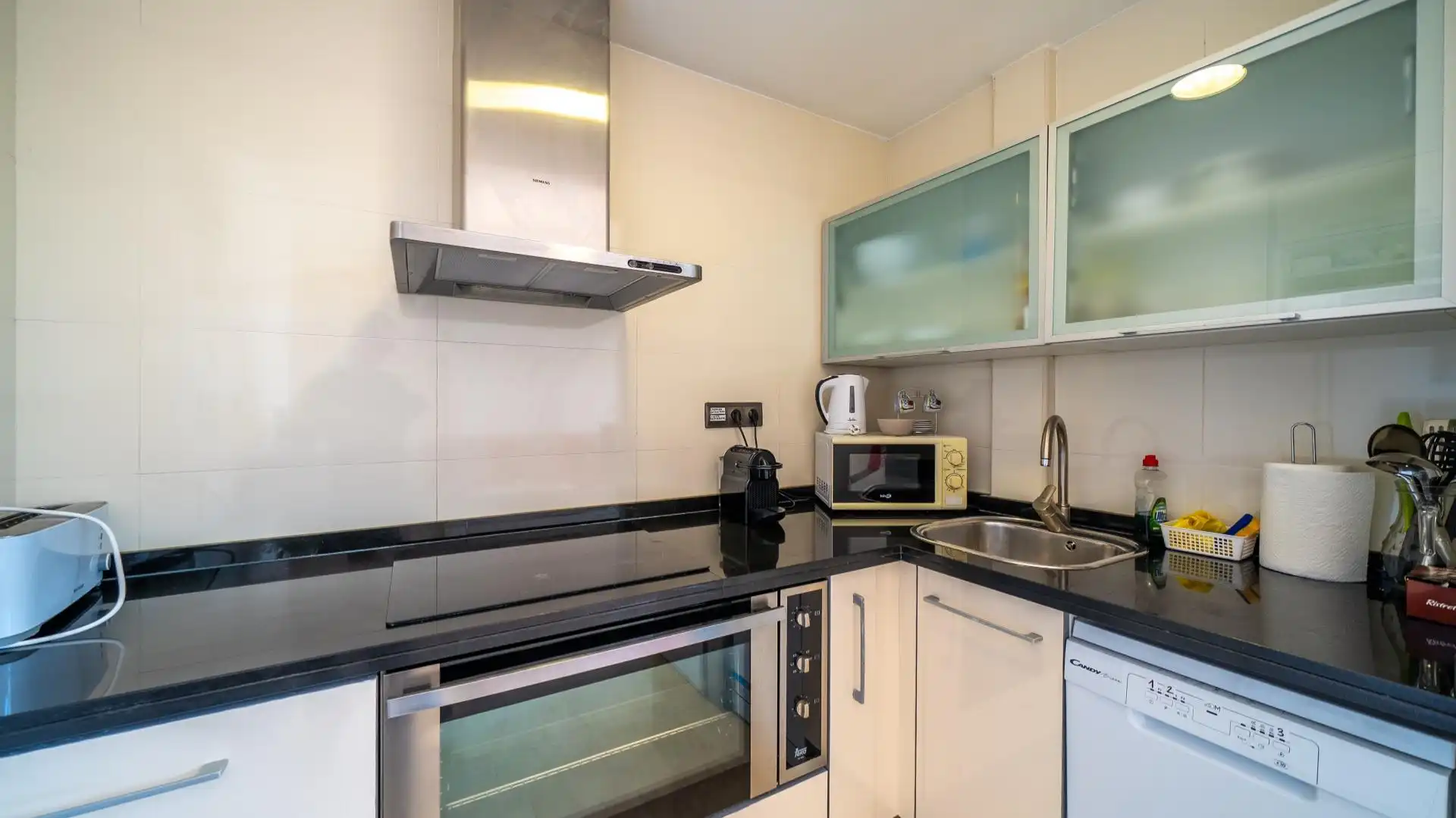 Kitchen of Attic for sale in Alicante / Alacant  with Air Conditioner, Heating and Terrace