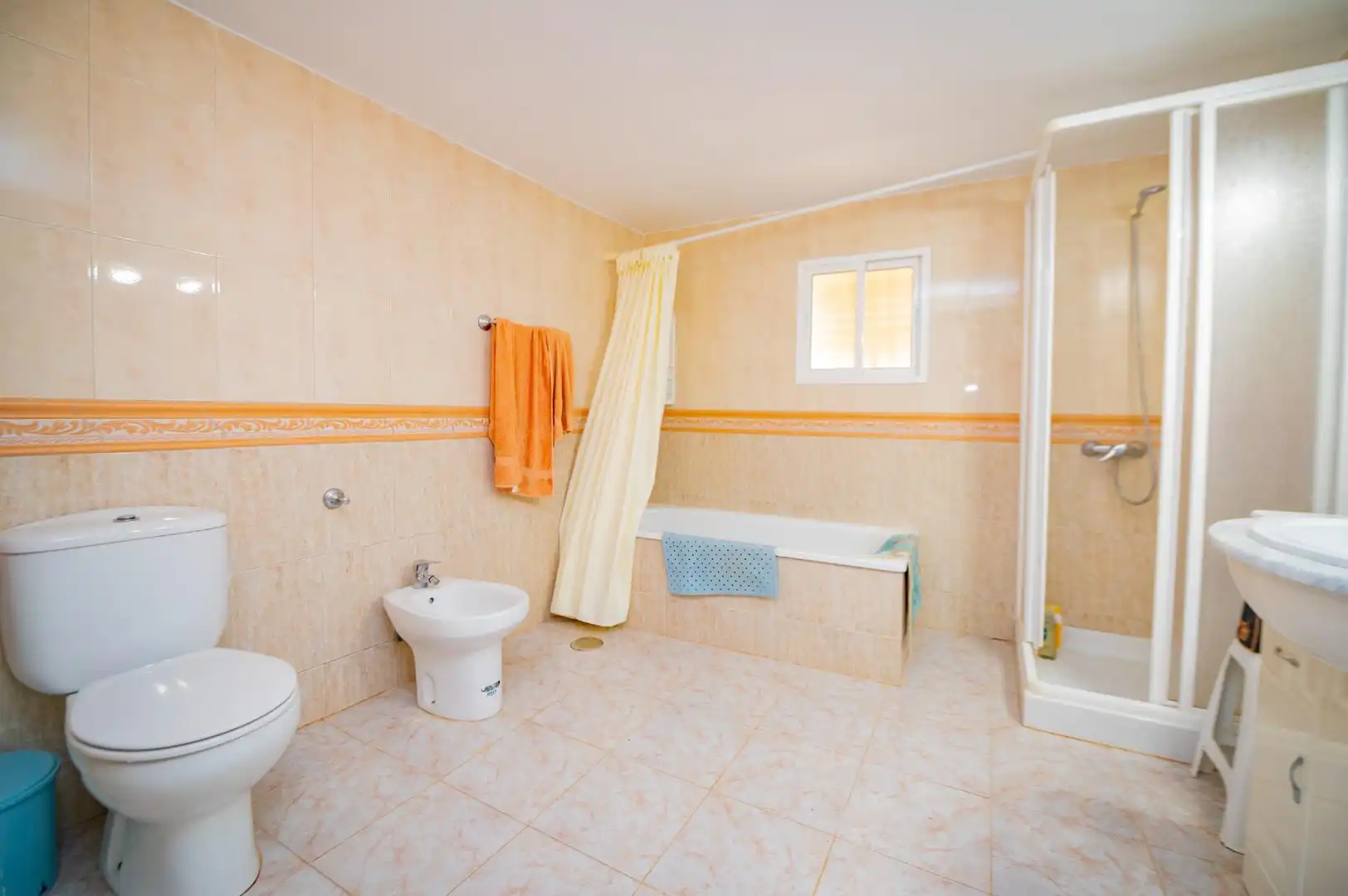 Baño de Finca rústica en venta en Antequera