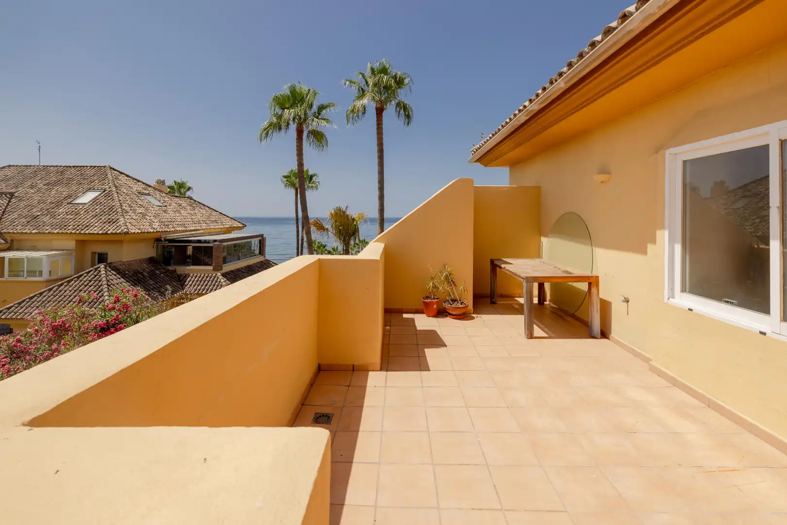 Terrasse von Dachboden zum Verkauf in Marbella mit Klimaanlage, Heizung und Terrasse