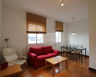 Living room of Flat to rent in Vigo   with Heating, Furnished and Pets allowed