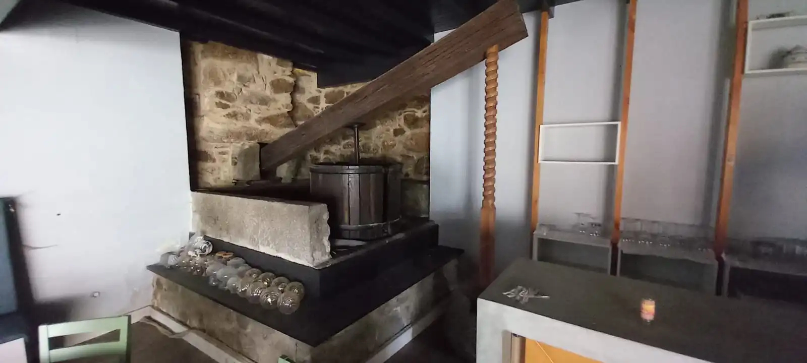 Küche von Haus oder Chalet zum Verkauf in Cambados mit Abstellraum, Möbliert und Ofen