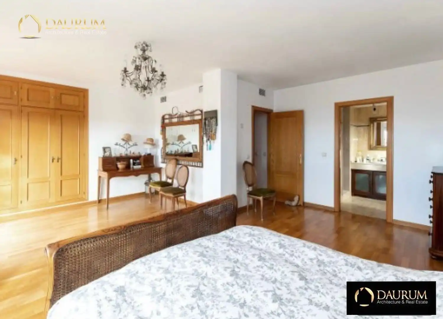 Chalet con piscina en venta en José María Alonso, imagen 7
